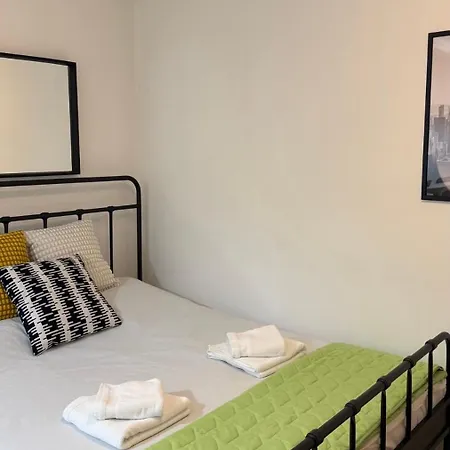 Διαμέρισμα Gardoshouse 3