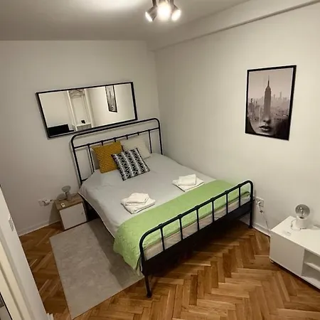 Διαμέρισμα Gardoshouse 3 Βελιγράδι